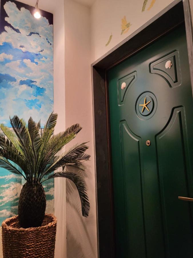 The Shell Apartment Bordighera Exterior photo